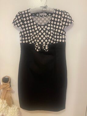 Polka Dot Bow Sheath Dress - Black & White
Vintage style